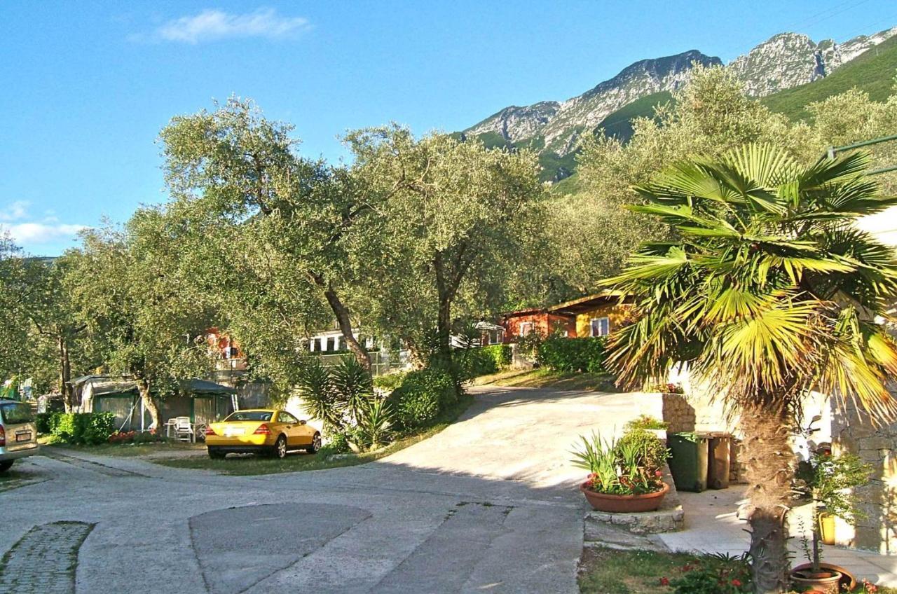 Aquacamp Hotel Brenzone sul Garda Exterior photo
